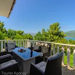 Apartament Robi And Kristina Extra Roof Terrace For