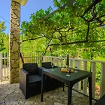 Robi And Kristina Extra Roof Terrace For