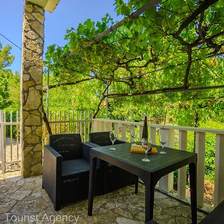 Robi And Kristina Extra Roof Terrace For