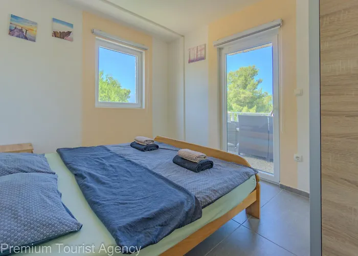 Robi And Kristina Extra Roof Terrace For