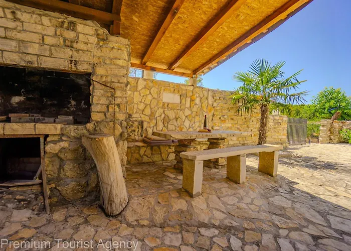 Apartamento Robi And Kristina Extra Roof Terrace For Donji Karin