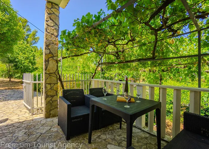 Robi And Kristina Extra Roof Terrace For